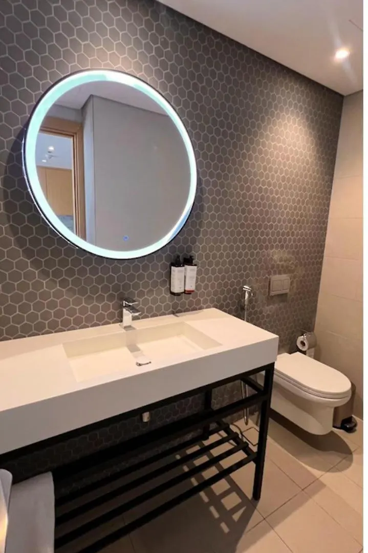Apartment In Novotel Jvt Hotel Comfort For 4 Guests Dubai 0*,