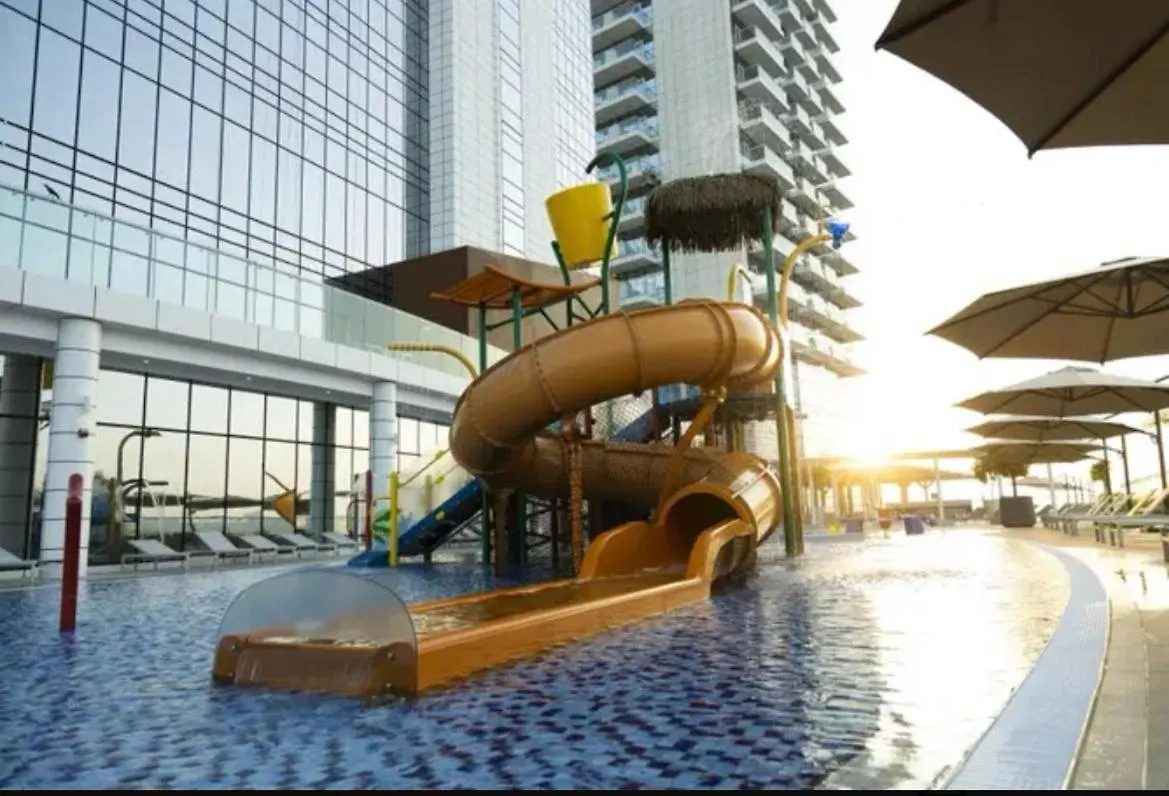 Apartment In Novotel Jvt Hotel Comfort For 4 Guests Dubai 0*,  United Arab Emirates