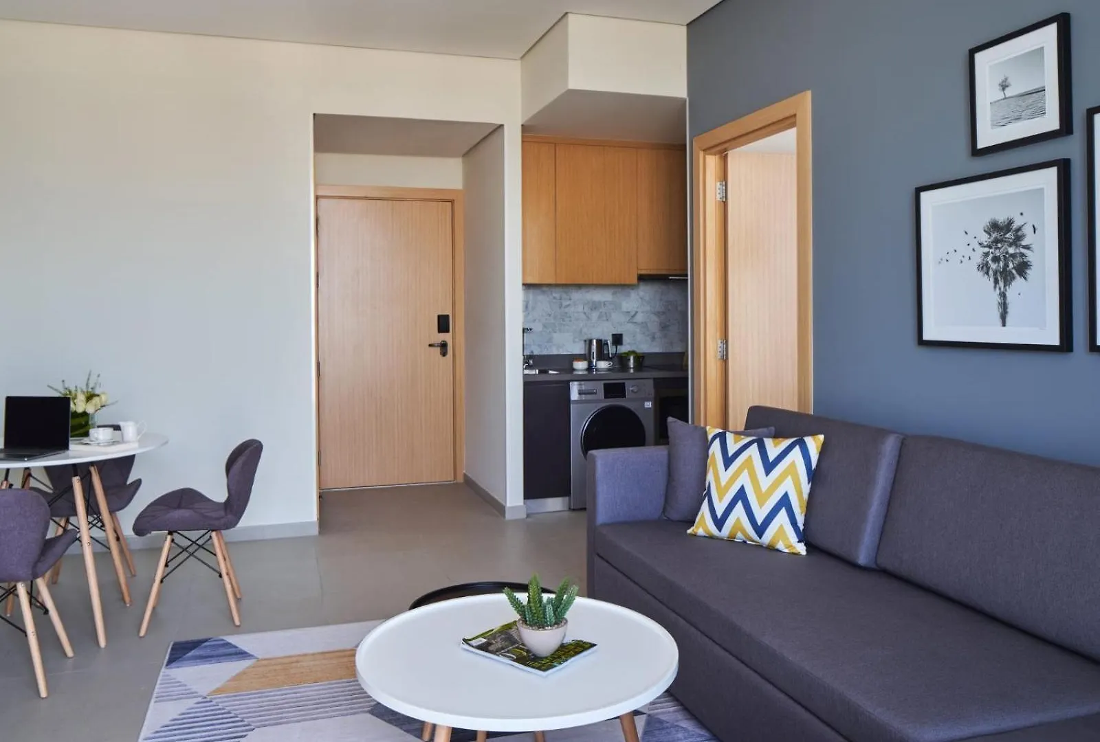 Apartment In Novotel Jvt Hotel Comfort For 4 Guests Dubai