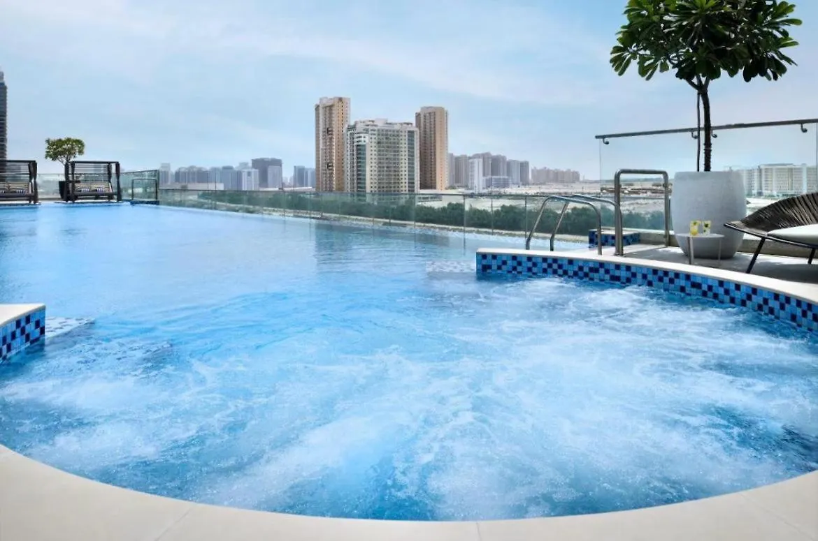 Apartment In Novotel Jvt Hotel Comfort For 4 Guests Dubai